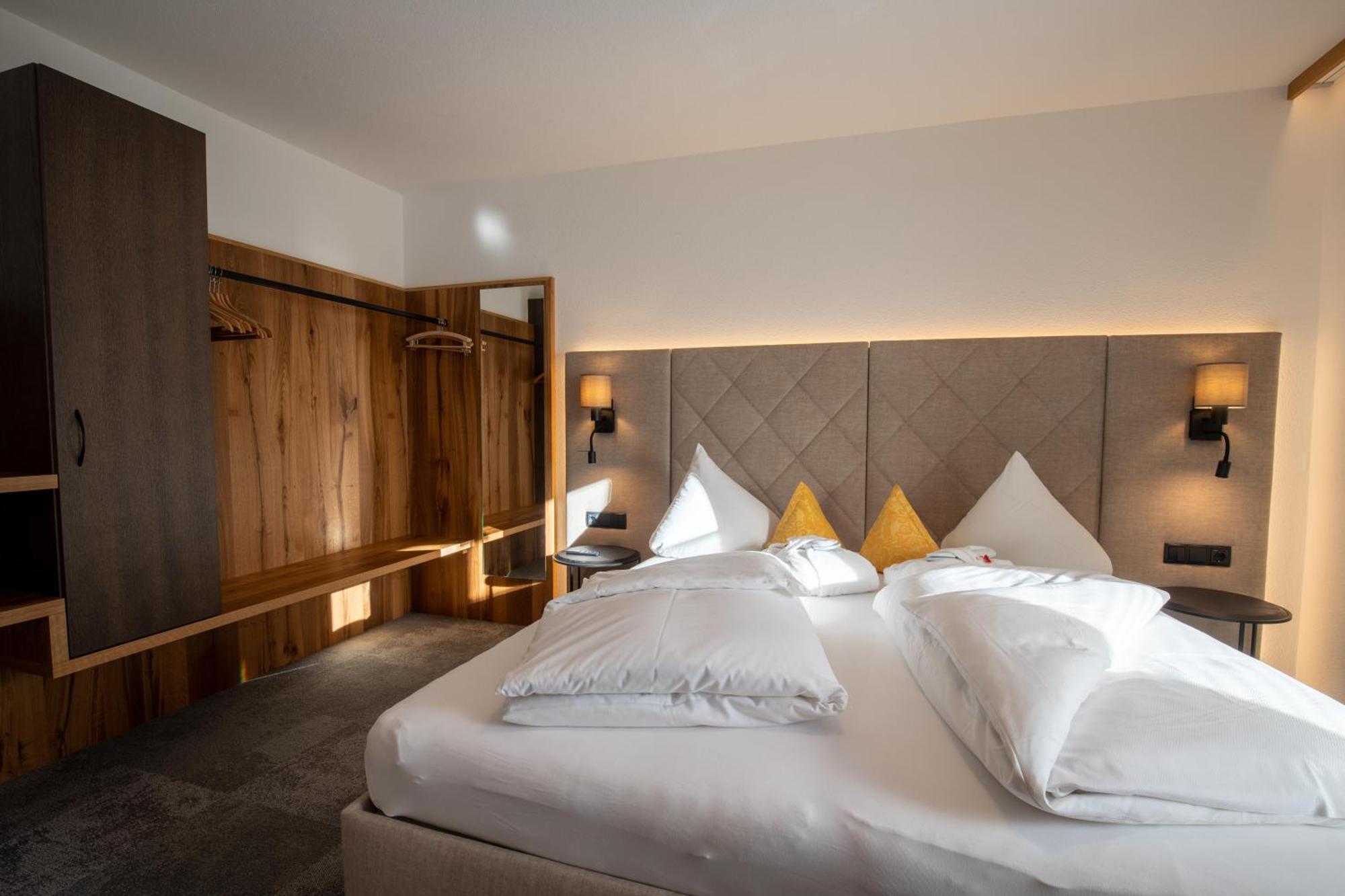 Alpenresidenz Trisanna Bed & Breakfast Ischgl Exterior foto