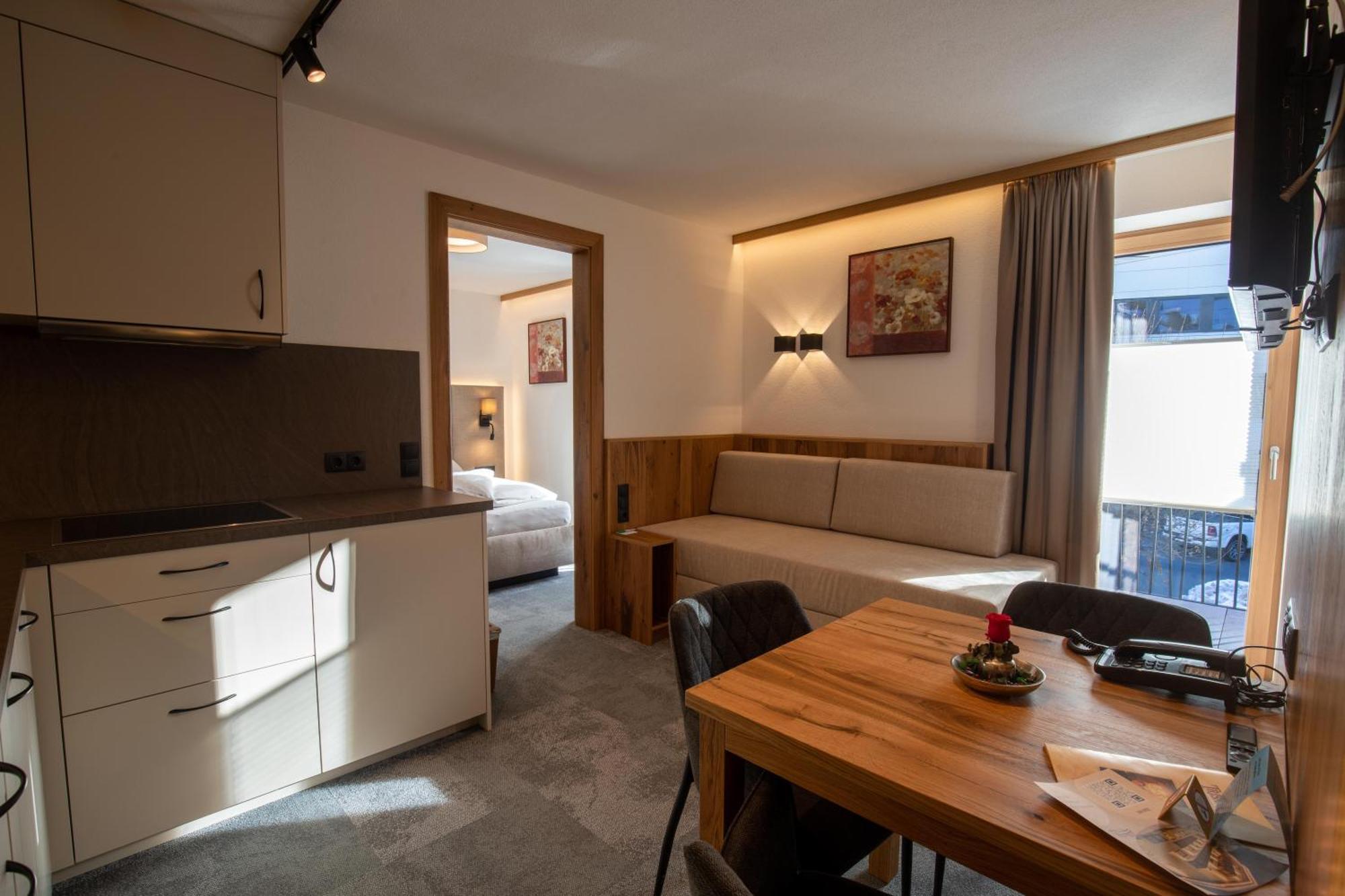 Alpenresidenz Trisanna Bed & Breakfast Ischgl Exterior foto