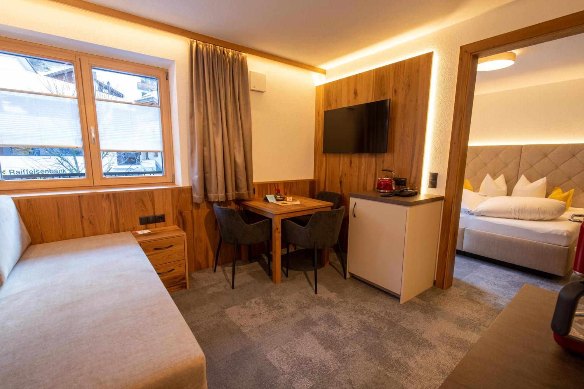 Alpenresidenz Trisanna Bed & Breakfast Ischgl Exterior foto