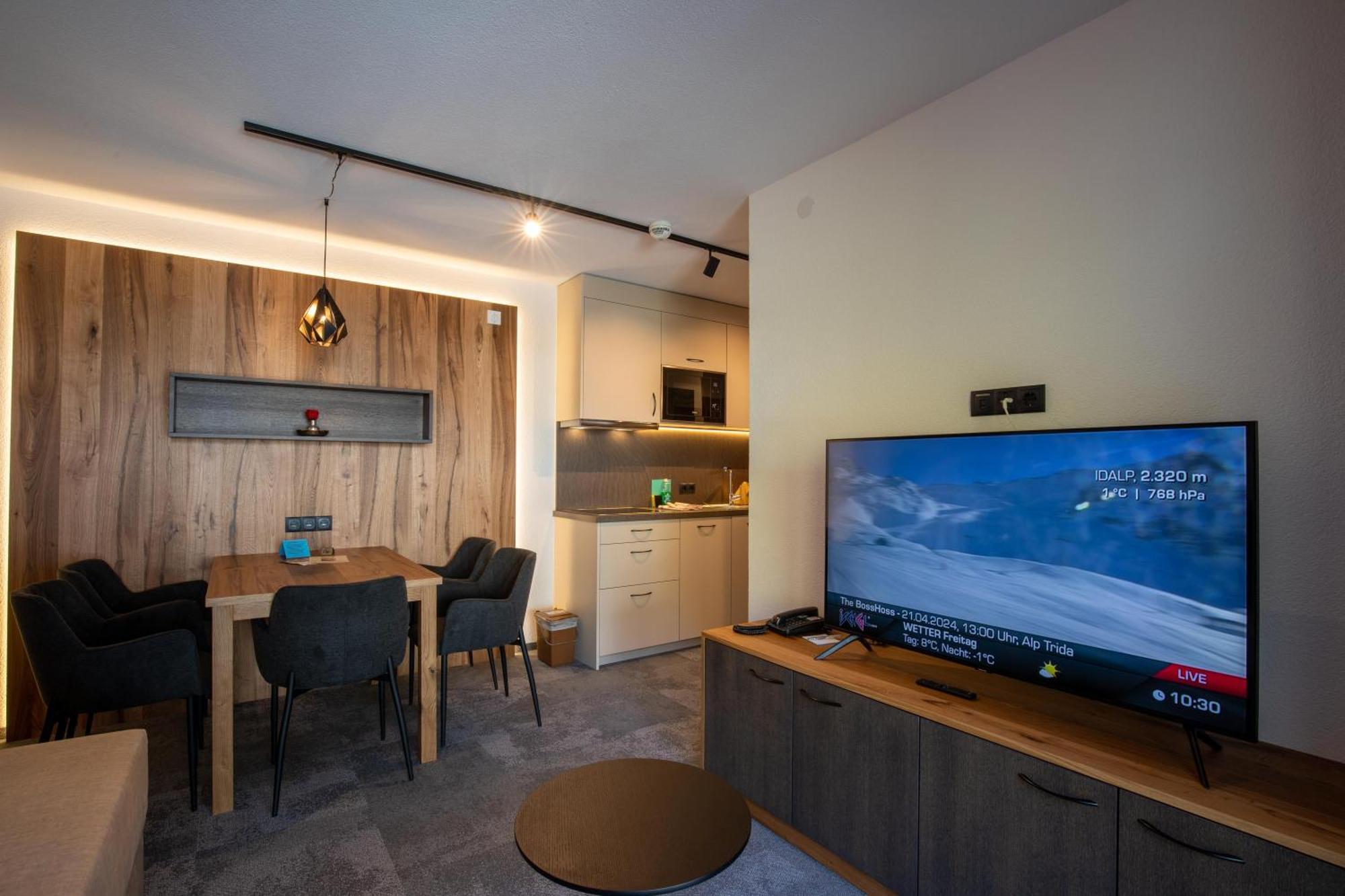Alpenresidenz Trisanna Bed & Breakfast Ischgl Exterior foto