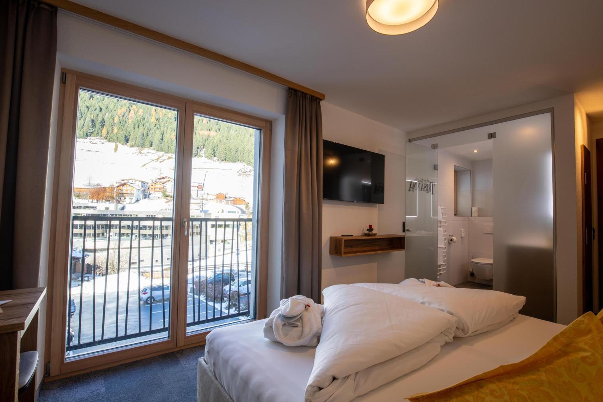 Alpenresidenz Trisanna Bed & Breakfast Ischgl Exterior foto