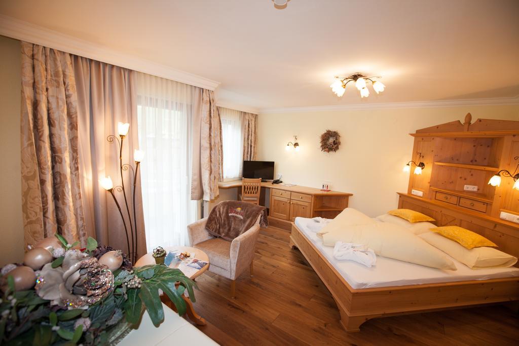 Alpenresidenz Trisanna Bed & Breakfast Ischgl Exterior foto